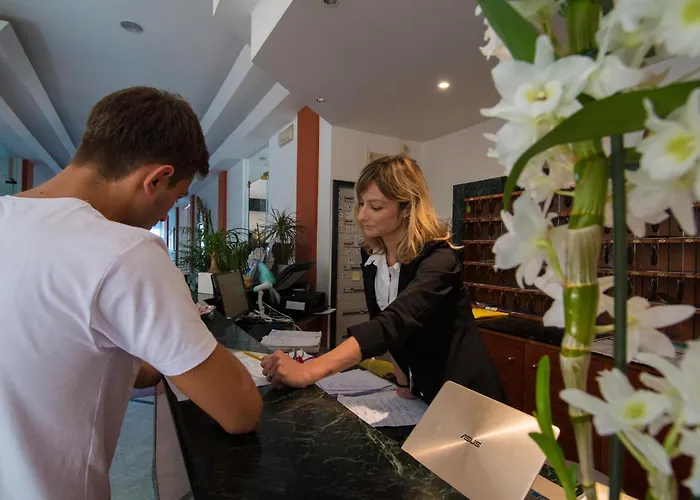 Royal ألبا أدرياتيكا